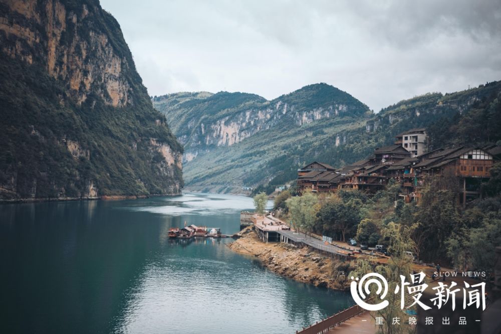 定格|用画笔颜料定格泼墨山水 龚滩,为何如此被画家钟情