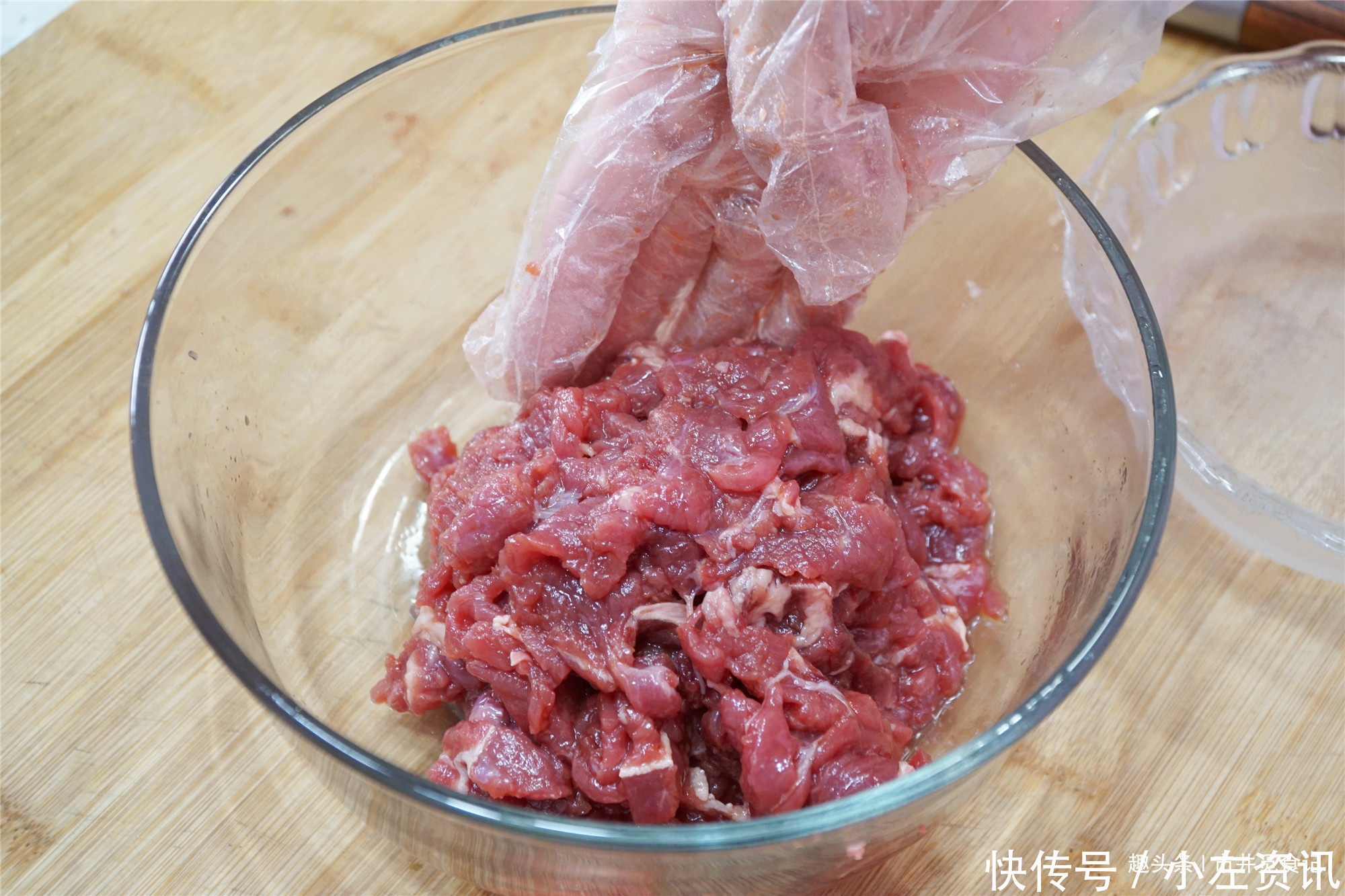 牛肉片|炒牛肉的诀窍，入锅前多加2步，怎么炒都不会老！