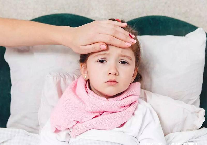 发烧|为什么我的小孩每个月发高烧和喉咙发炎,吃什么才能提高免疫力?