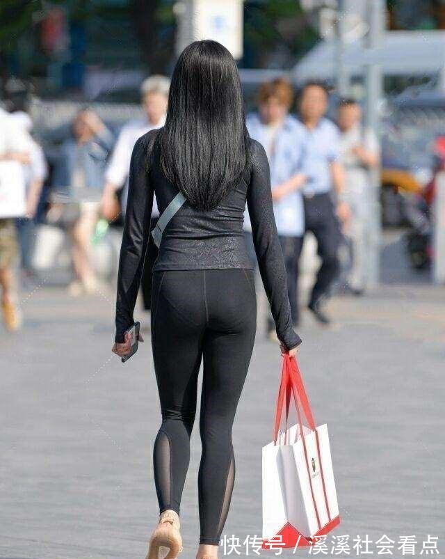 打底裤 精致漂亮的打底裤装扮彰显女神风范,分外展示时髦气质,靓丽高挑!