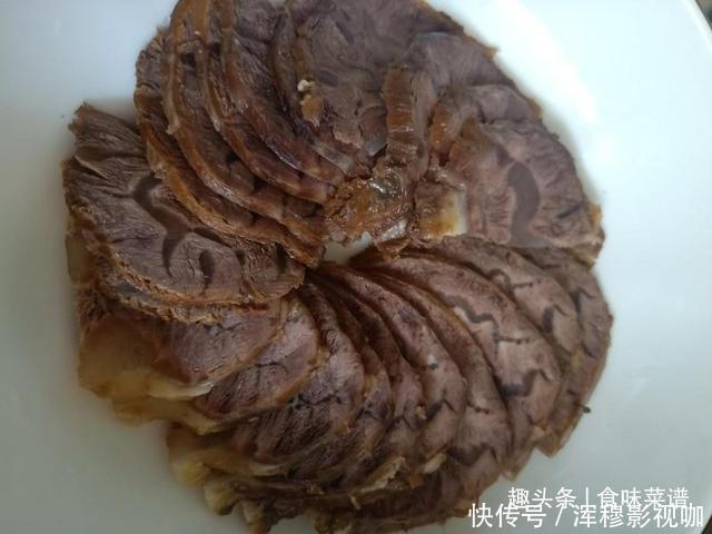 最关键|怎样炖牛肉吃着才软烂鲜香,老师傅告诉我,只需一勺,轻松搞定