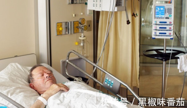 老人|人死前会有预兆？老人一旦出现这些“征兆”，他们时间所剩不多了