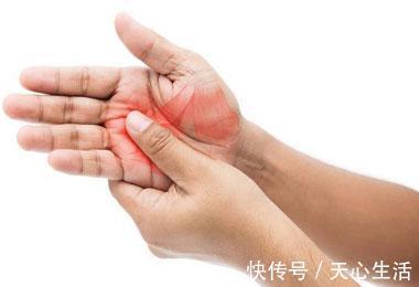 症状|手和脚有3个症状，说明血糖很高了，别忽视，尿毒症会找上你