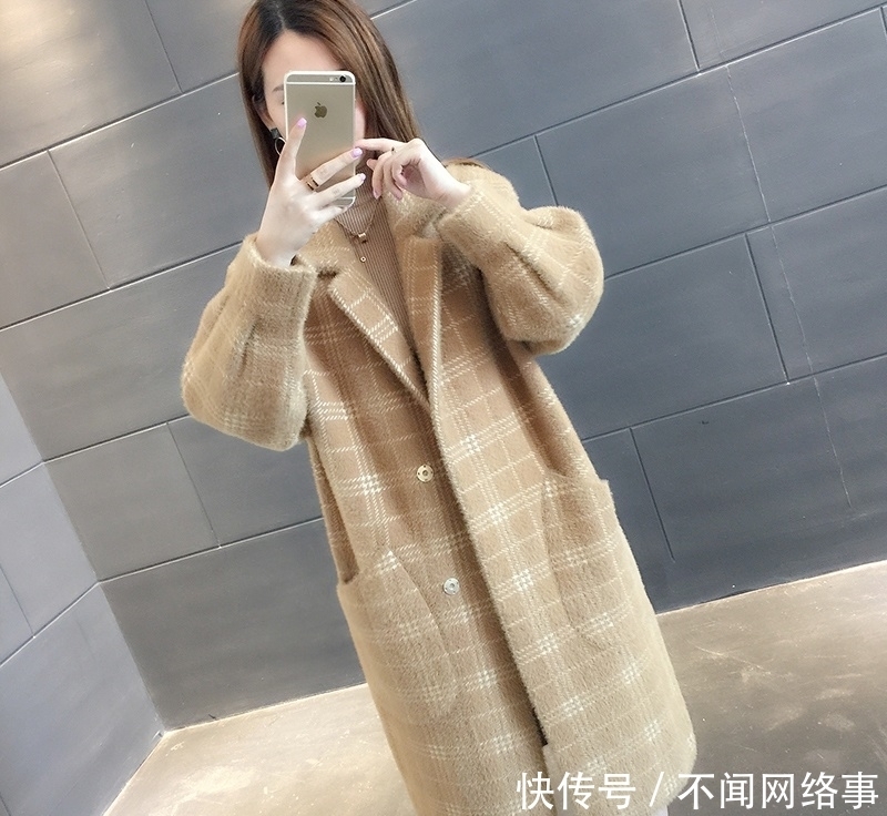 呢女装|建议大家:女人穿大衣不要配裙子,土!瞧下面女人,美嫩极了