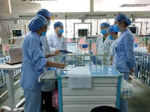 神器|这种网红洗衣“神器”像糖果,2岁男孩误吞险丧命,家长别再买了