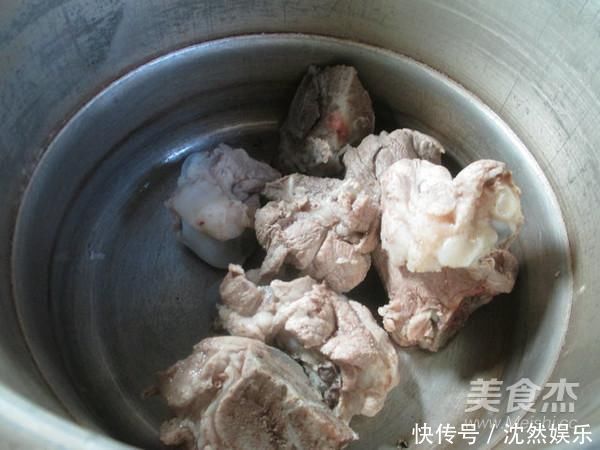 它是猪身上“最营养”部位，15一斤没人买，肉贩子留着自己吃