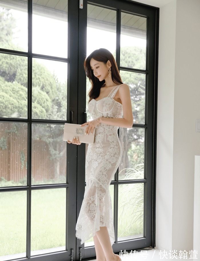 身形|大爱蕾丝连衣裙,衬托你的完美身形!