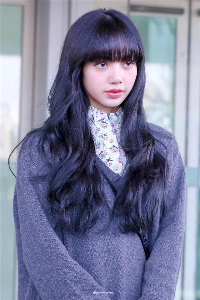 女孩们 女人不管颜值有多高,这些发型最好别剪,显老又土气,尤其第2种