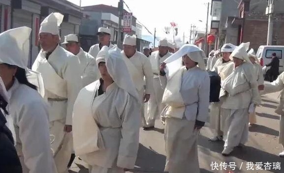 为何出殡那天要摔瓦盆？最适合摔瓦盆的人选是谁？万一没摔碎咋办