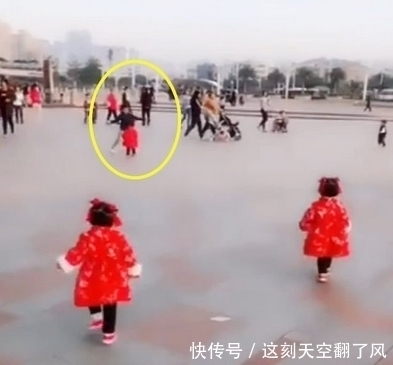 三胞胎|哥哥照顾三胞胎妹妹,妈妈看到很暖心,哥哥当得有模有样