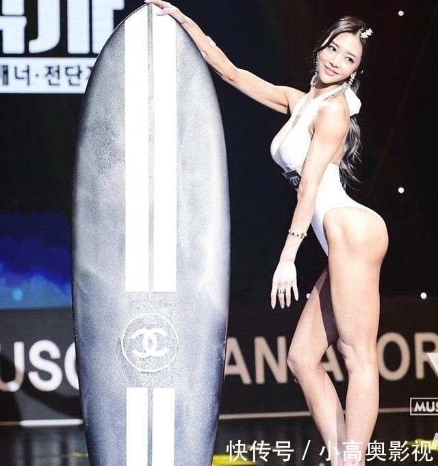 甜美|韩国新晋健美模特，长相甜美，好一个肌肉芭比