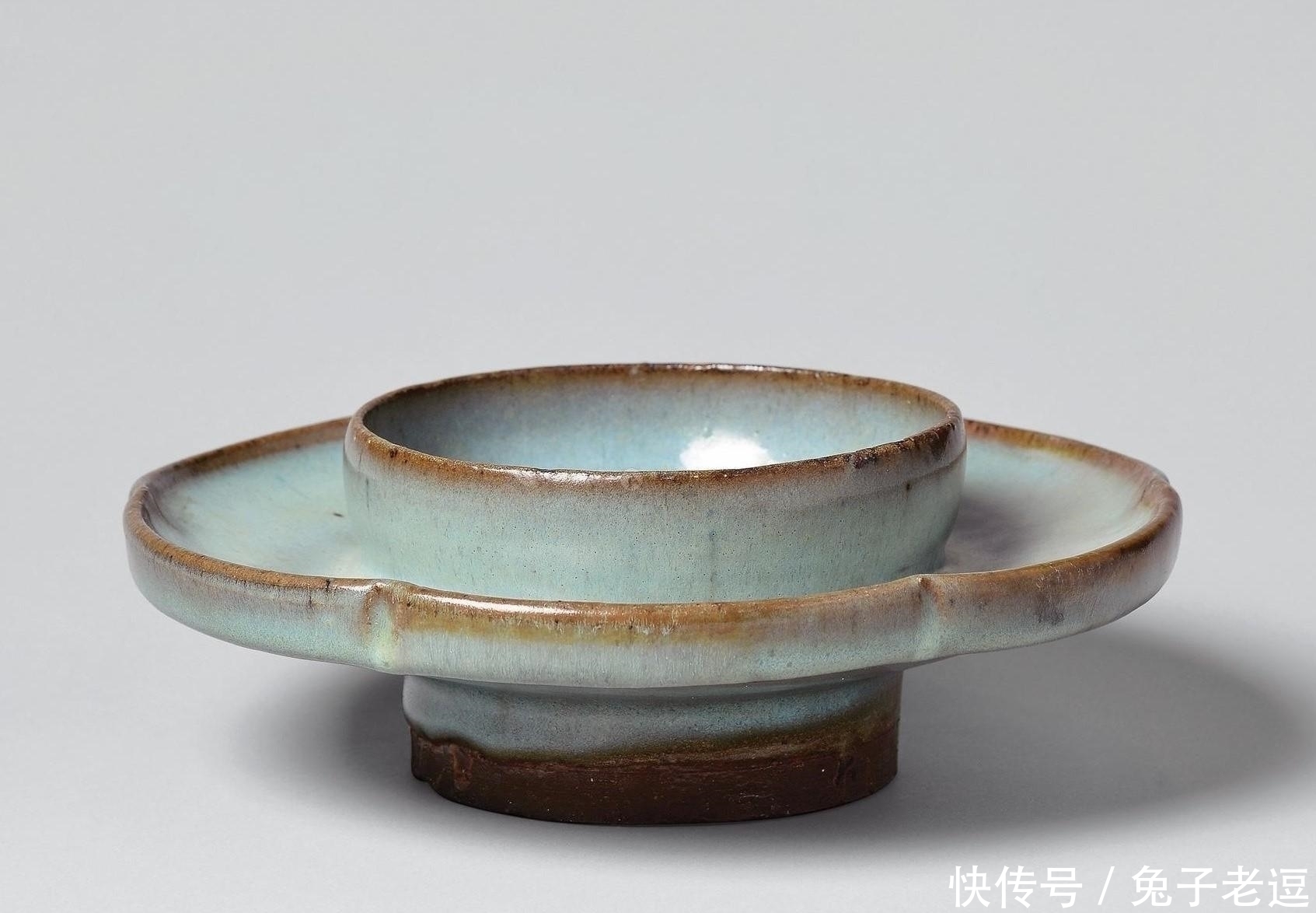 钧窑#一只金代钧窑的碗,釉水像极了汝窑,估价超过3000万