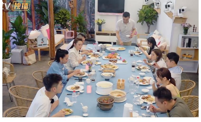 綜藝|明星參加《妻子5》只是為了撈金?秦海璐和王新軍的對話引深思