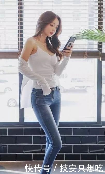 大街|“烂大街”的牛仔裤, 从不让网友失望, 也能唤醒“时尚火苗”