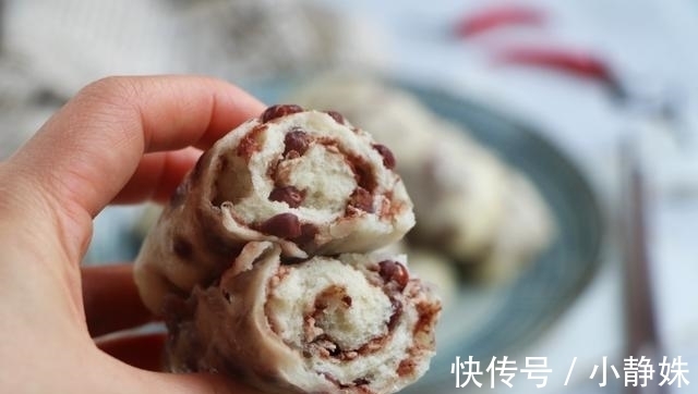 红豆卷|早餐比包子简单,比馒头好吃,两手一卷,出锅孩子一口气吃3个