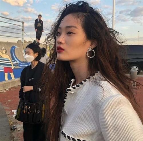 眼部|单眼皮女生眼妆可以有多好看?看看这些韩国美女的妆容就知道了