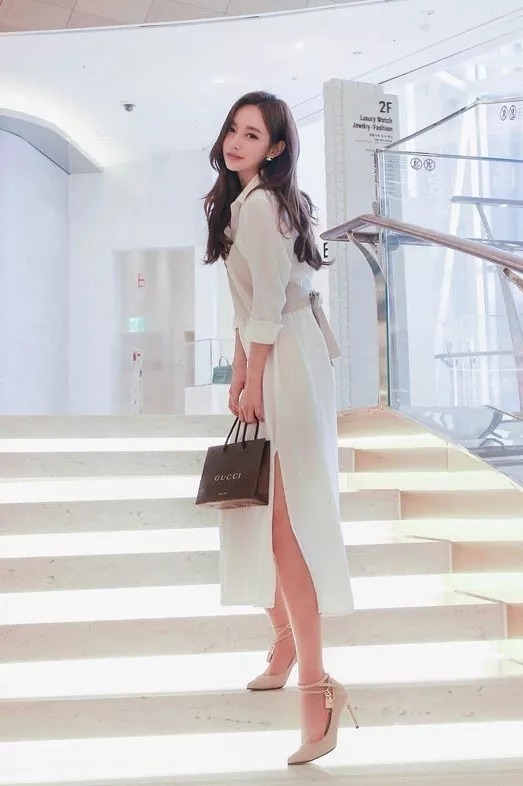 女生出街穿搭高跟鞋，穿出优雅浪漫的感觉