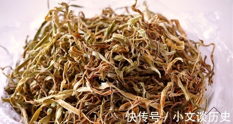肥肉|8月太阳正好，此食材多买点，焯水后晒成干菜，冬天炖肉吃贼香