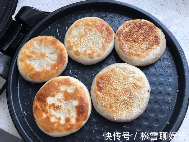 植物油|冬天做点红薯芝麻饼,当早餐零食都不错,软糯香甜又营养