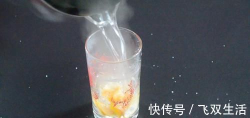 橘子皮|你家里有吃剩的橘子皮吗？这个用途太厉害了，越早知道越好