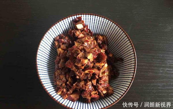  面粉|家里有面粉和大枣，就能做枣糕，比蛋糕简单香甜，新手一做就成功