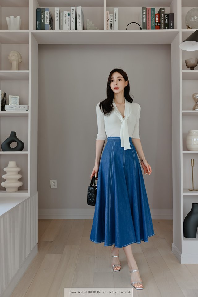 新奥尔良|时尚精品:孙允珠搭配的新奥尔良都市牛仔斜衩柔纱裙