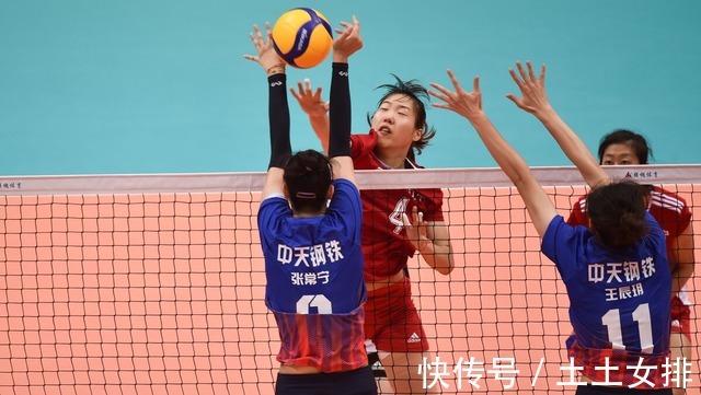 周页彤|大爆冷!江苏女排青年军上演大逆转,3:2掀翻辽宁晋级四强