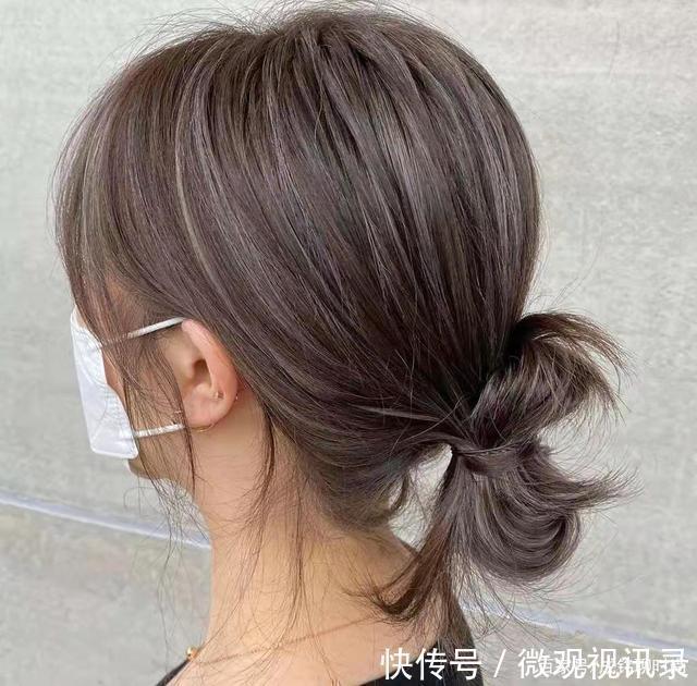 法式刘海|白发多最好别披肩,剪个法式刘海再扎个丸子头,时尚洋气还显脸瘦