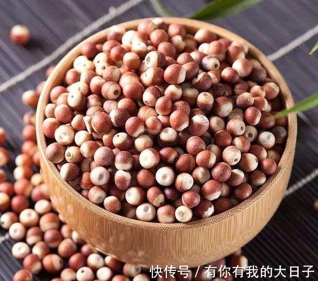 煮红豆薏米水,别只用红豆和薏米,多加“它”,轻松瘦!