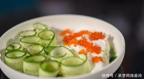 酸奶油|俄罗斯人一日三餐吃什么?有哪些餐桌礼仪?