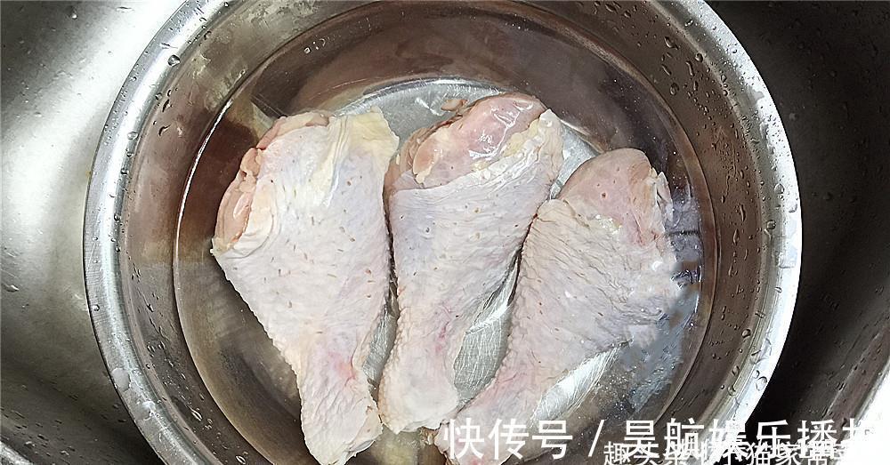 小猫|“麻辣香酥鸡”不用去买来吃，自己就可以做，味道不比买来的差