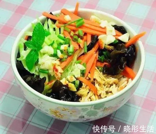 水淀粉|美食推荐：家常豆腐，凉拌手撕鸡丝，肉片炒杂蔬，土豆炖牛肉