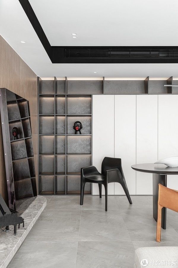 主卧|单身男青年的180㎡之家，全屋简约风，一个人独居，也住出高级感