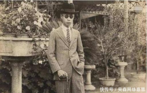 回话|溥仪下班准备坐公交，一帮人突然下跪高呼皇上，溥仪回话了