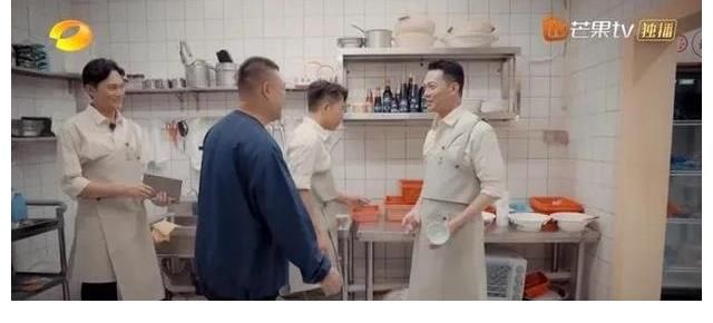 陈小春“社恐”，张智霖情商高，《大湾仔的夜》挖掘哥哥的另一面