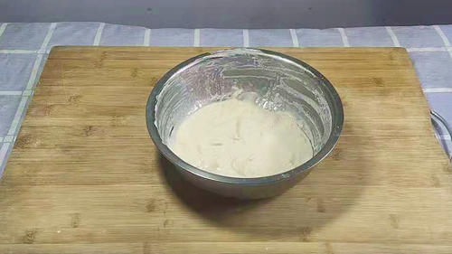  蓬松|老面馒头酸味重变黄，面点师教你加碱技巧，蓬松无酸味不变黄