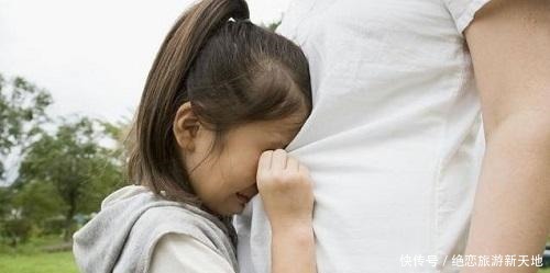 在你身边|6岁女儿总是躲着爸爸,宝妈感到异常,询问孩子后才知原因