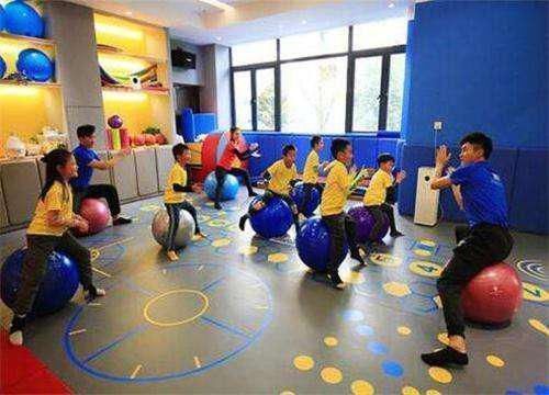 孩子们|哈佛研究表明:孩子一生中最重要的是这“7年”,家长可要抓住了