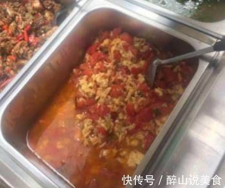 婆婆在工地帮厨做饭，只干了3天，工地老板明天不用来了