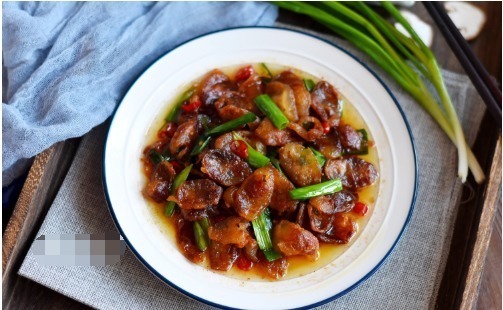 冬天最馋的一道菜,只需下锅一炒,不加一滴油,太香太下饭了