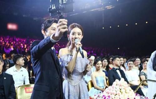 節(jié)目|趙麗穎亮相《拜托了！冰箱》首期！果然對(duì)他最好的人，還是何老師