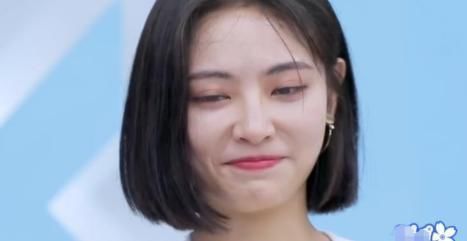 青你2许佳琪排名跌至第七名,多次被Ella点名批评,情绪失控泪崩