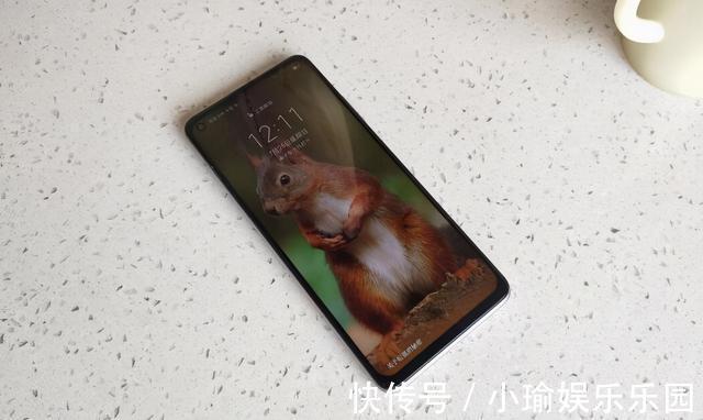 v40|为了挽回老用户,荣耀新机即将到来,但我想到了真香老旗舰