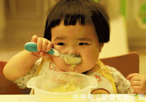 医生|1岁宝宝呕吐不止,检查之后,医生问爸爸:孩子不是你亲生的吧?