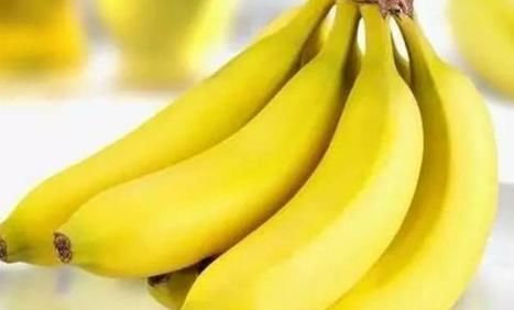 人到中年，常吃4種食物，補水潤膚，延緩衰老，早吃早好