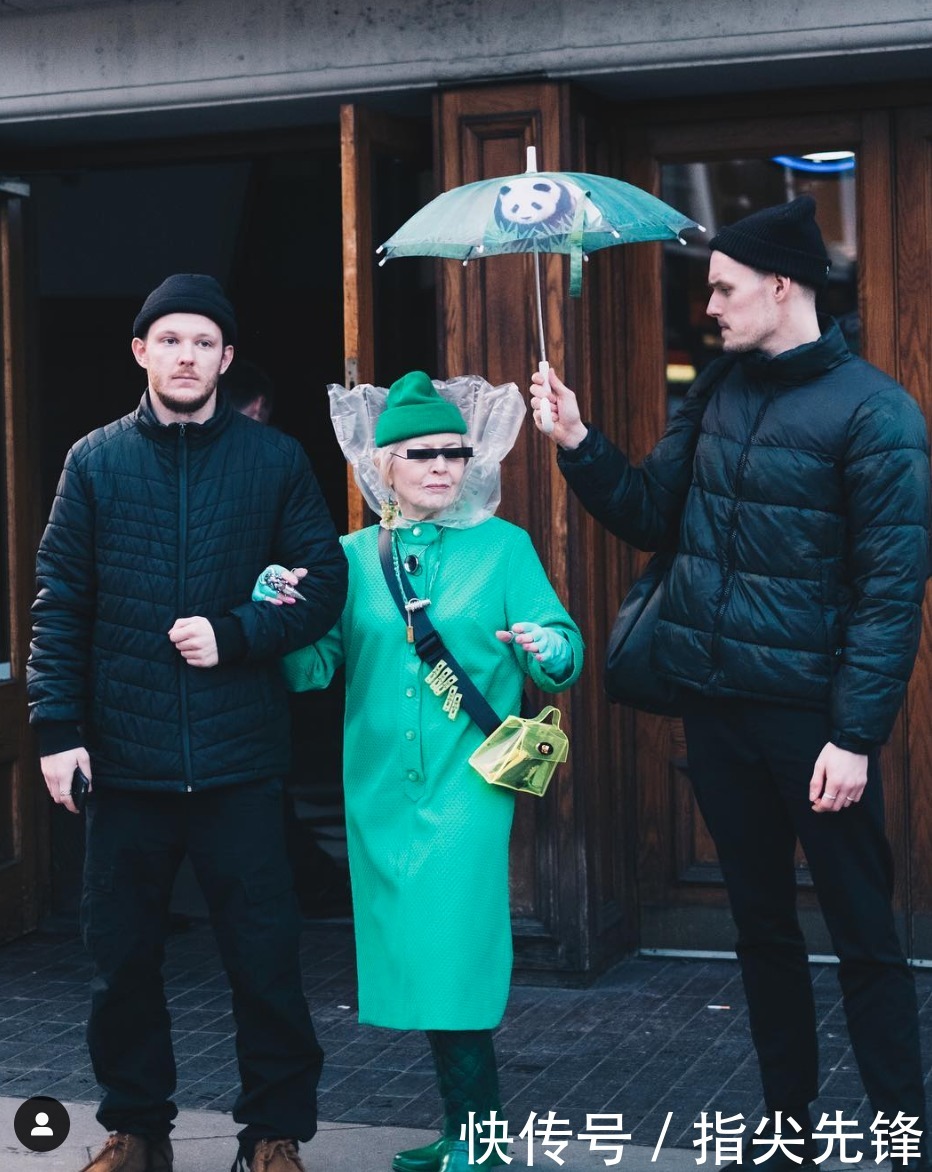 100块把土鳖宅男变鲜肉超模,英国俩沙雕小哥把时尚圈玩坏了