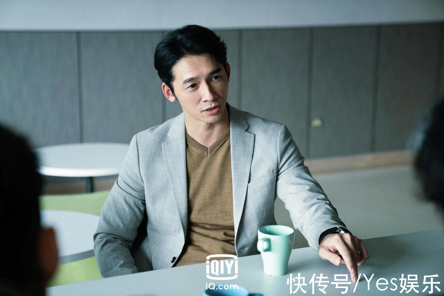 朱轩洋|《逆局》好评爆棚 网赞神剧名单再加一 观众惊艳周渝民精准剖绘 朱轩洋却偷打哈欠
