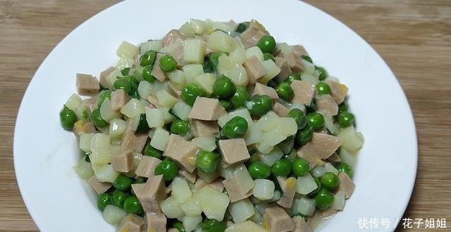 豌豆粒和土豆这做法真好吃,营养好又开胃下饭,大人小孩都爱吃