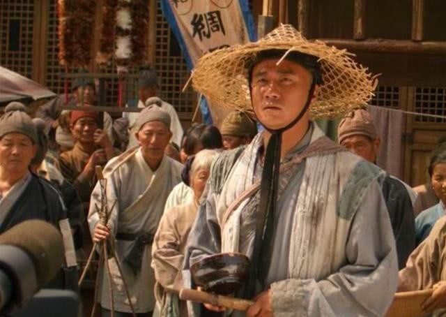 斩尽|朱元璋命刘伯温斩尽天下龙脉，到长白山后为何撒腿就跑？刘：想多活几年！