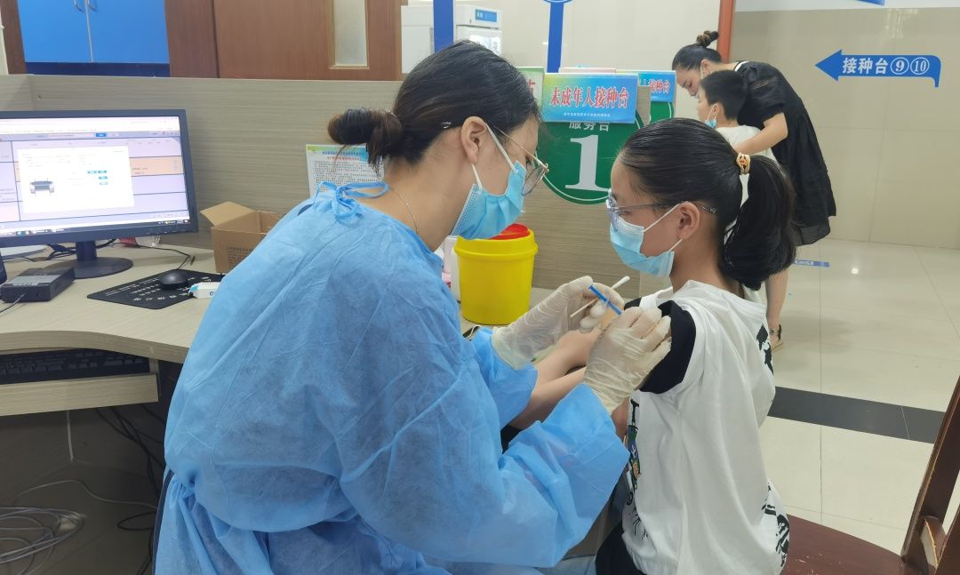 监护人|构建“免疫屏障” 景宁启动12-17岁人群新冠疫苗接种工作